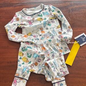 NWT ROLLER RABBIT TARGET PAJAMA SET